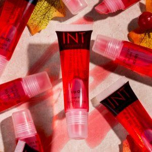 INT Cosmetics Lip Oil RedY 12ml Brand New